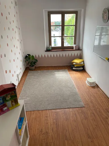 Universum dorota hass